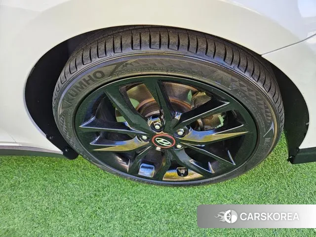 Hyundai Veloster (JS) id 3344686 из Кореи 8