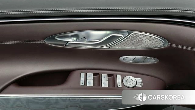 Genesis GV70 id 3793937 из Кореи 8