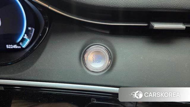 Genesis GV70 id 3852154 из Кореи 8