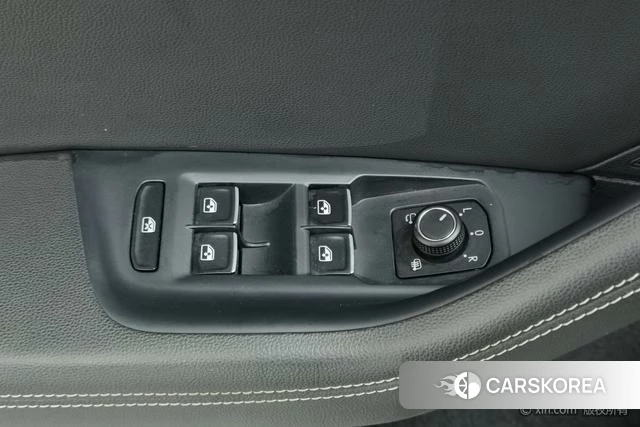 Volkswagen Magotan PHEV id 4271064 из Китая 8