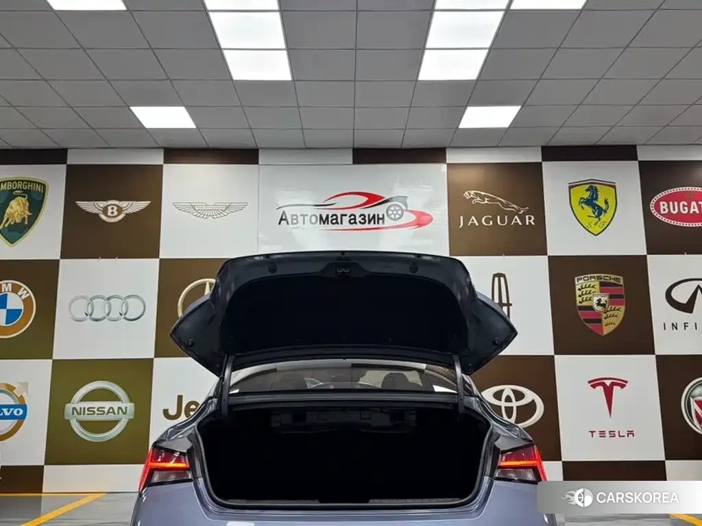 Hyundai Elantra id 4669322 из Китая 8