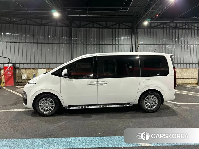 Hyundai Staria id 4414372 из Кореи 8