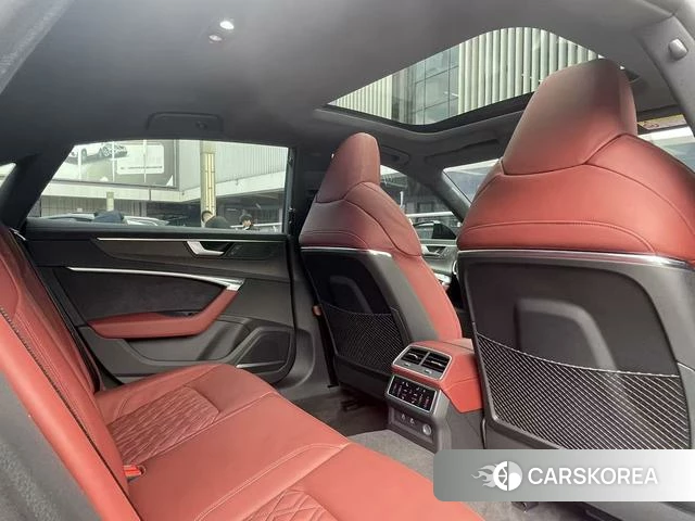 Audi A7L id 4261794 из Китая 8