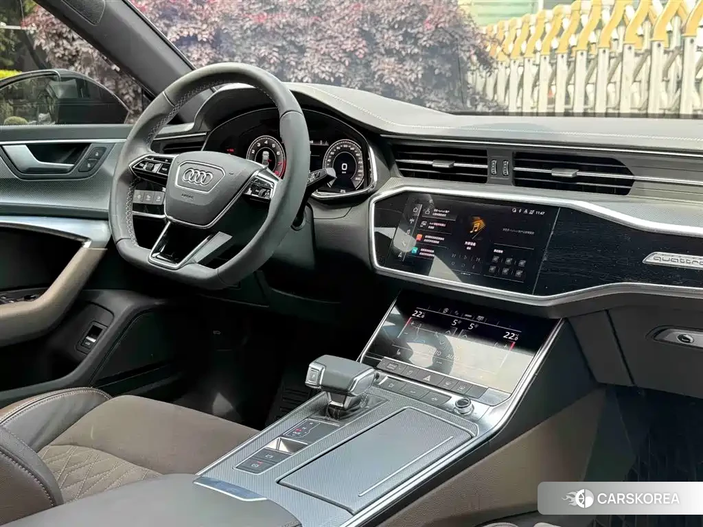 Audi A7L id 4577417 из Китая 8