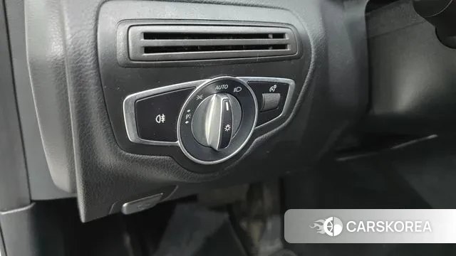 Mercedes-Benz C-Class W205 id 3692334 из Кореи 8