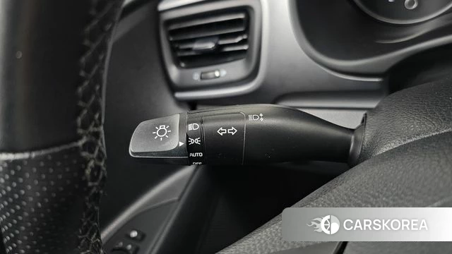 Kia Stonic id 3880277 из Кореи 8