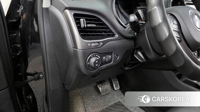 Jeep Cherokee (KL) id 3813565 из Кореи 8