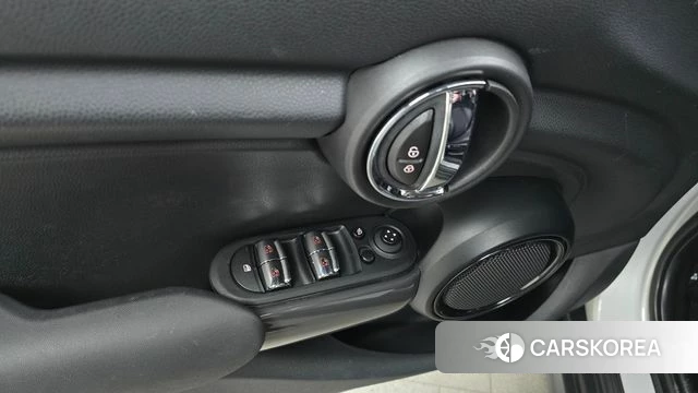 Mini Cooper id 3807419 из Кореи 8