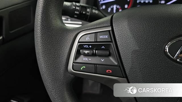 Hyundai Avante AD id 4295217 из Кореи 8