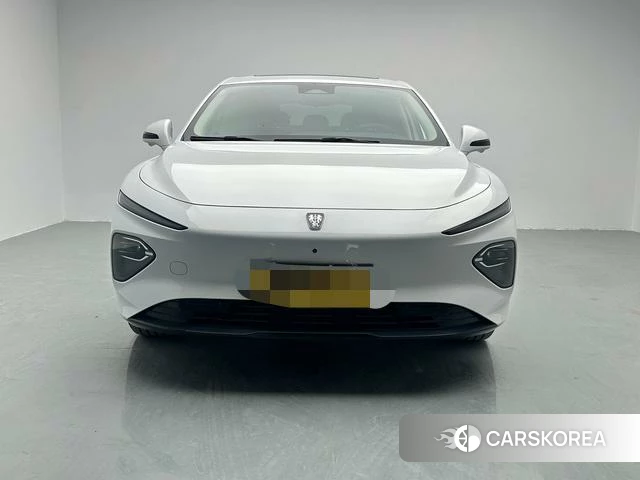 Roewe D7 EV id 4213905 из Китая 8