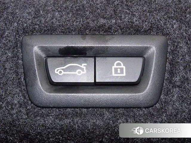 BMW 5 Series (G30) id 2997717 из Кореи 8