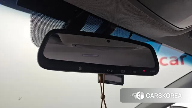 Hyundai Avante AD id 3672919 из Кореи 8