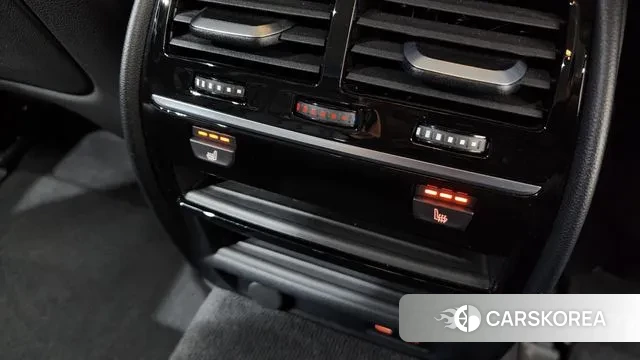 BMW 5 Series (G30) id 3391087 из Кореи 8