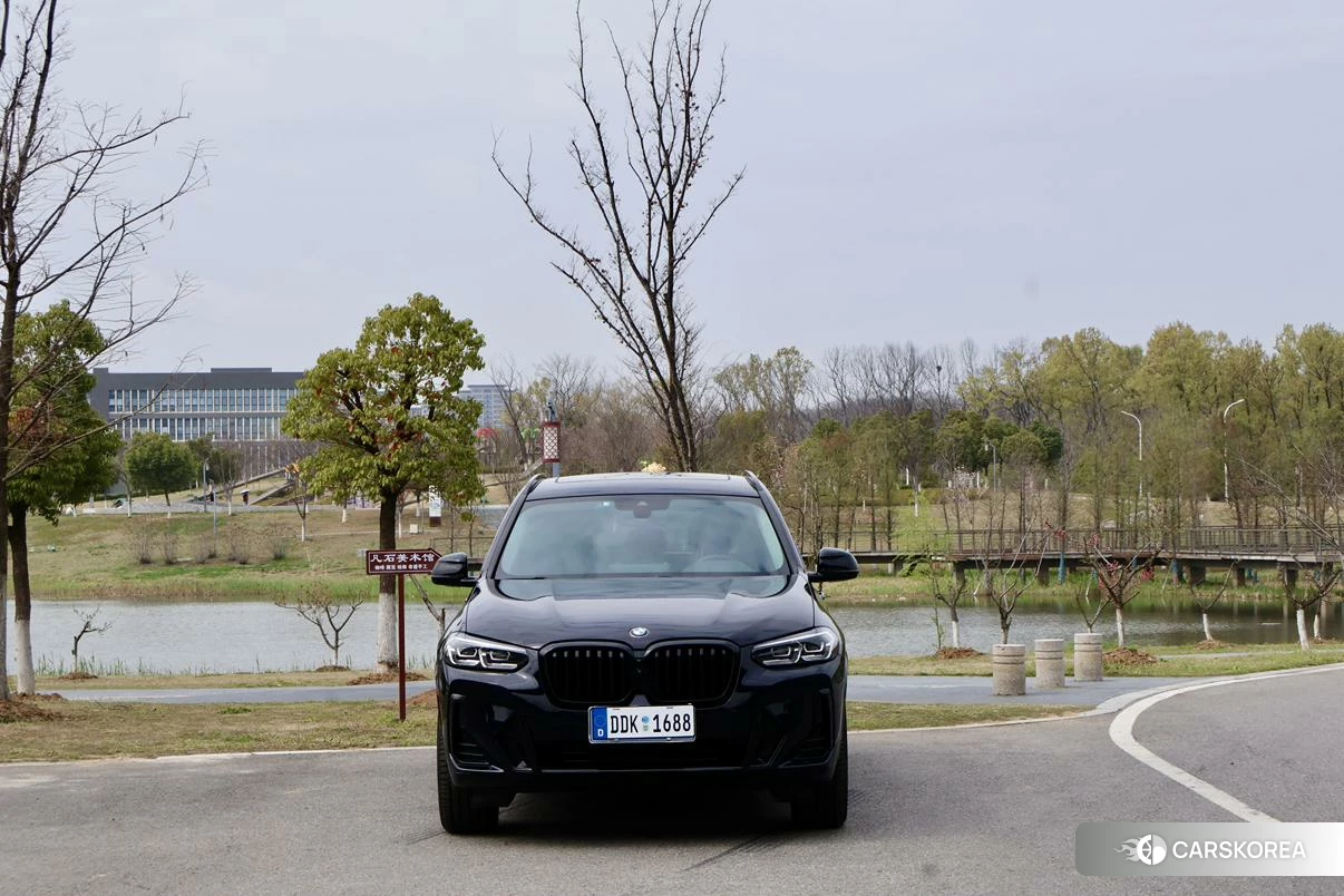 BMW X3 id 4452448 из Китая 8