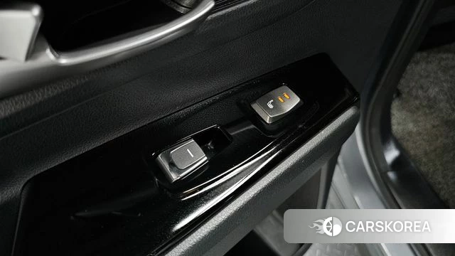 Ssangyong Beautiful Korando id 3936186 из Кореи 8