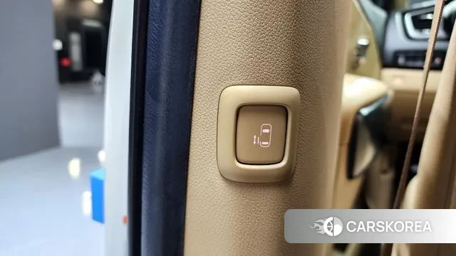 Kia The New Carnival id 3753866 из Кореи 8