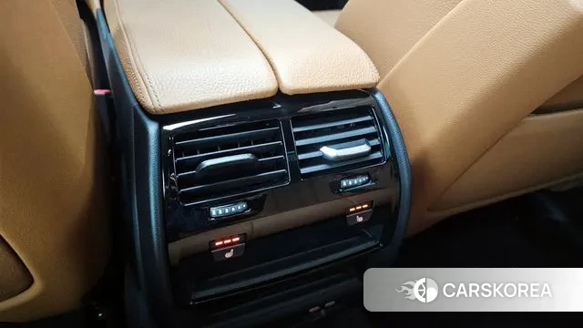 BMW 5 Series (G30) id 3597442 из Кореи 8