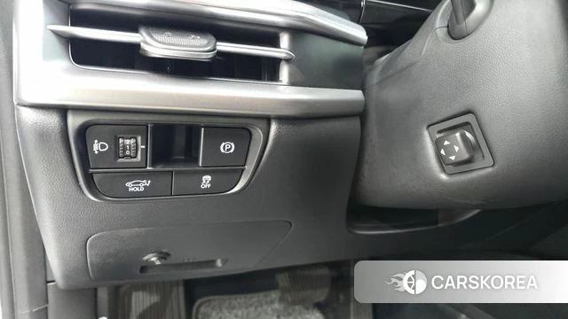 Hyundai Grandeur (GN7) id 3799015 из Кореи 8