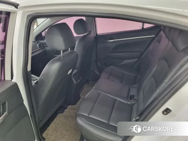 Hyundai The New Avante AD id 3429201 из Кореи 8