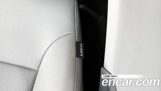 Hyundai The New Grand Starex id 2213113 из Кореи 8