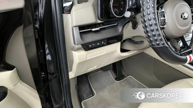 Kia Carnival 4th generation id 3840150 из Кореи 8