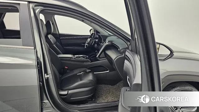 Hyundai Tucson (NX4) id 3028497 из Кореи 8