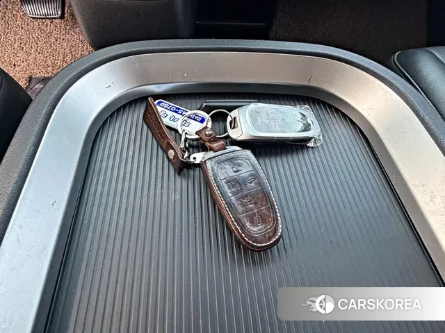 Hyundai Staria id 3655380 из Кореи 8