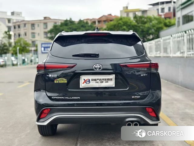 Toyota Crown Lufang id 4262254 из Китая 8