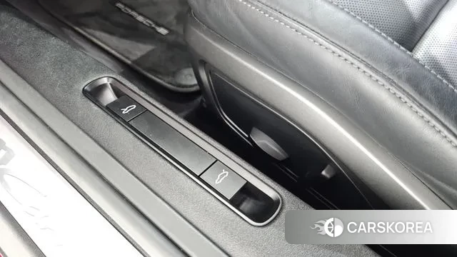 Porsche 911(992) id 2960246 из Кореи 8