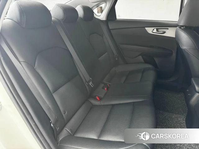 Kia Come New K3 id 4536237 из Кореи 8