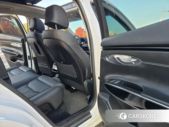 Genesis GV70 id 3371075 из Кореи 8