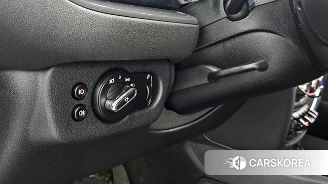 Mini Cooper Clubman id 4339254 из Кореи 8