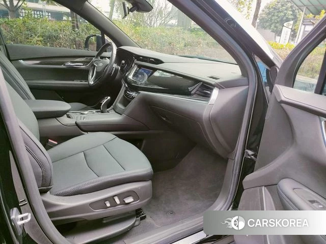 Cadillac XT6 id 3857941 из Китая 8