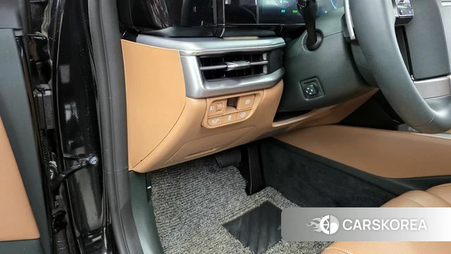 Hyundai Grandeur Hybrid (GN7) id 3897064 из Кореи 8