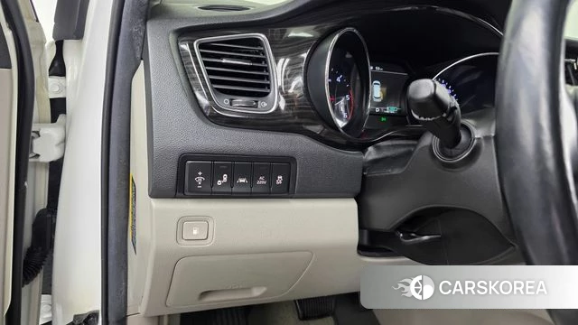 Kia The New Carnival id 4574205 из Кореи 8