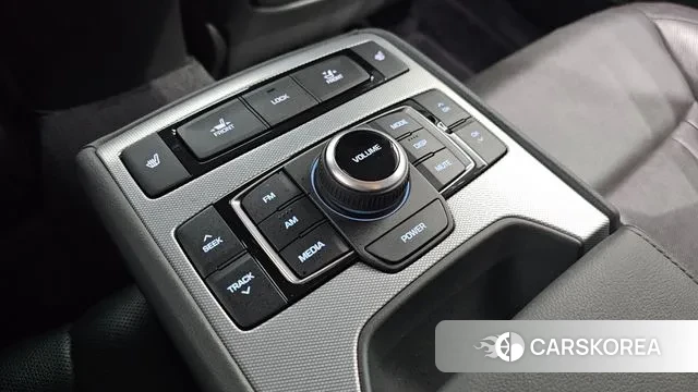 Genesis G80 id 3583402 из Кореи 8