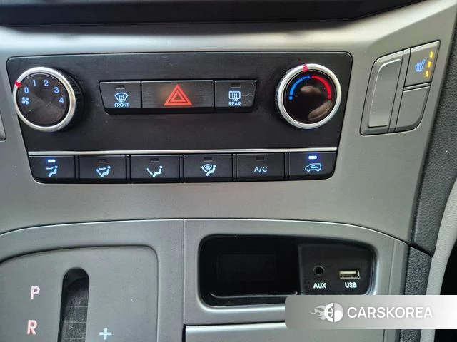 Hyundai The New Grand Starex id 3813291 из Кореи 8