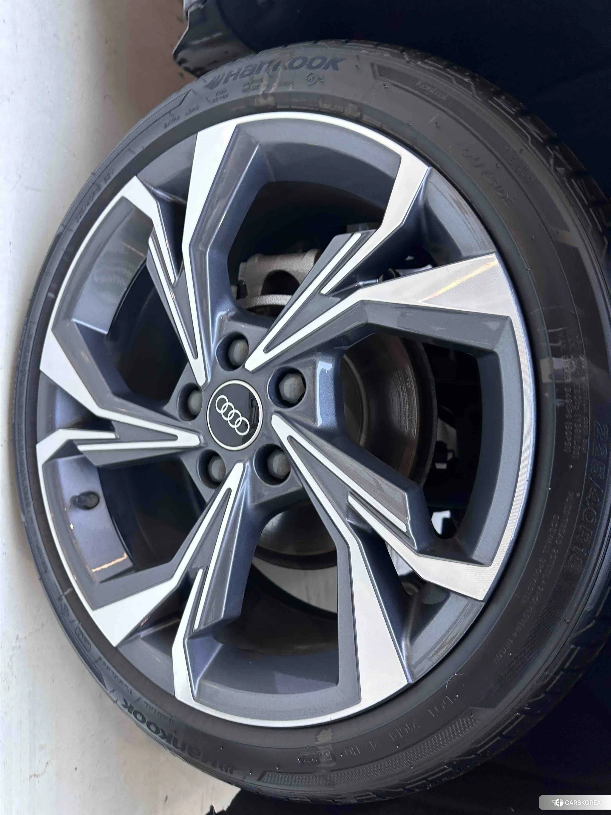 Audi A3 id 4487305 из Китая 8