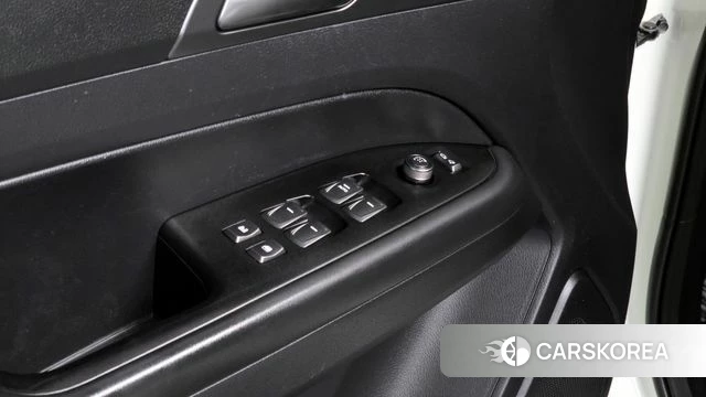 Ssangyong The New Rexton Sports Cannes id 3839992 из Кореи 8