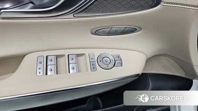 Genesis GV70 id 3384384 из Кореи 8