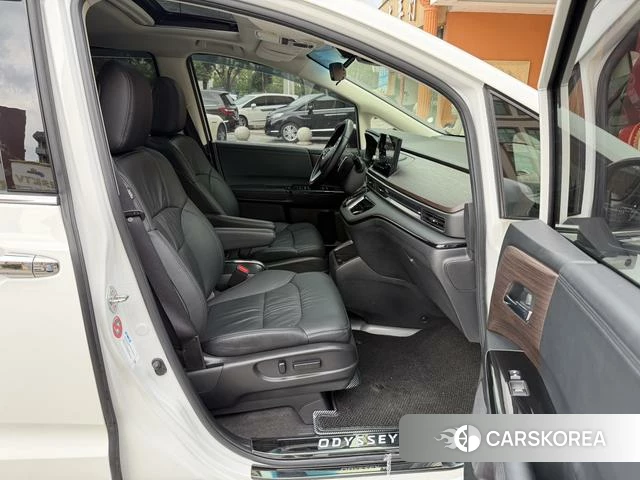 Honda Odyssey id 4276810 из Китая 8