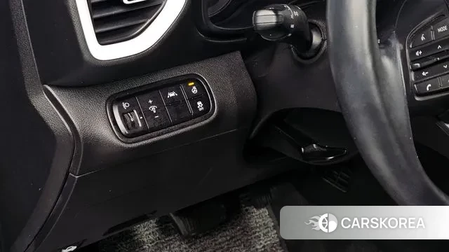 Hyundai Venue id 3437994 из Кореи 8