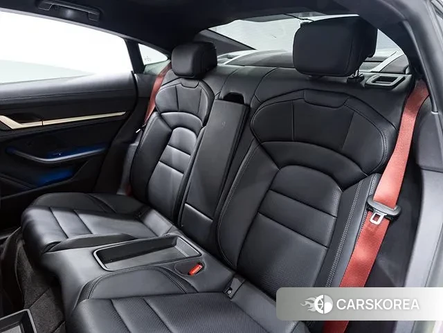 Porsche Taycan id 3523586 из Кореи 8