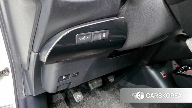 Toyota Prius 4th Generation id 3808244 из Кореи 8