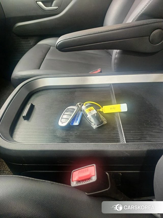 Hyundai Staria id 3934362 из Кореи 8