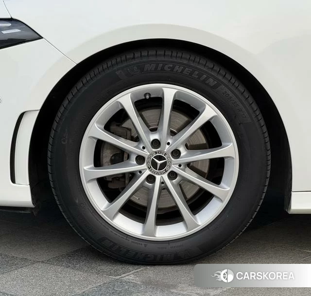 Mercedes-Benz Class A id 4272121 из Китая 8