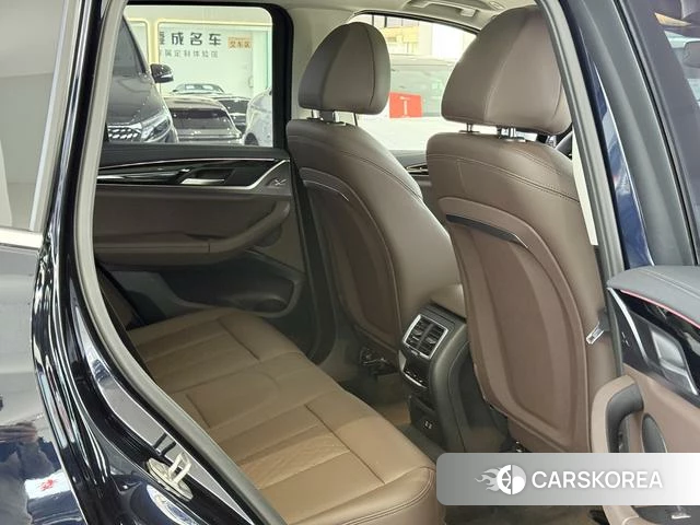 BMW X3 id 4307277 из Китая 8
