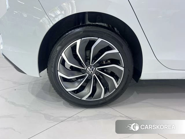 Volkswagen Golf id 4387578 из Китая 8