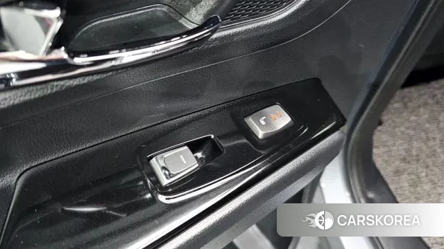 Ssangyong Beautiful Korando id 3448119 из Кореи 8