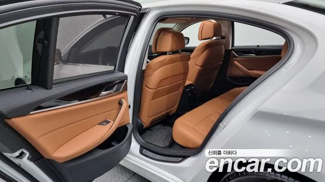 BMW 5 Series (G30) id 2653892 из Кореи 8